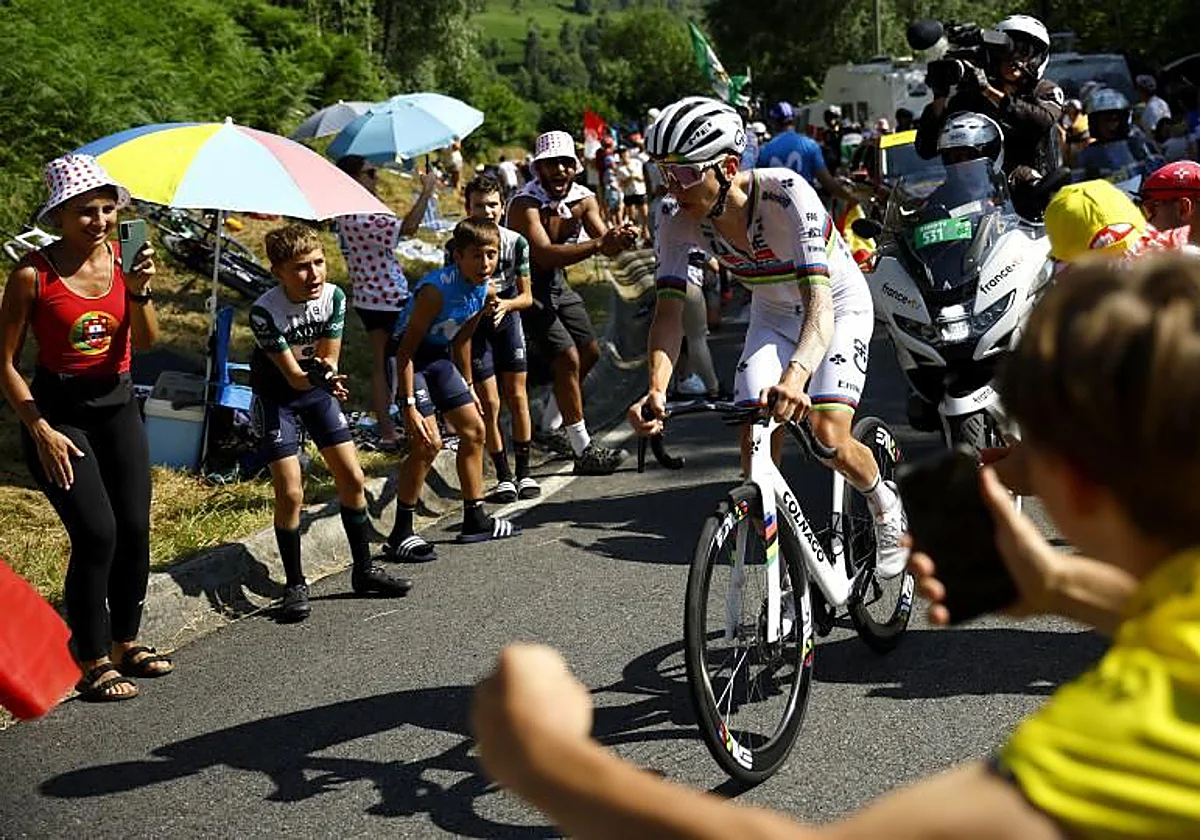 El calor, la principal amenaza para los ciclistas en el Tour de Francia