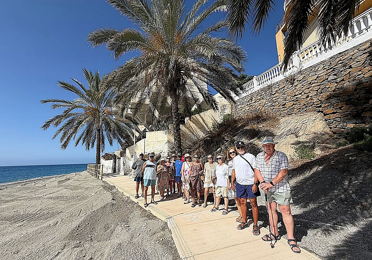 Footpath linking Costa Tropical beaches opens in time for summer