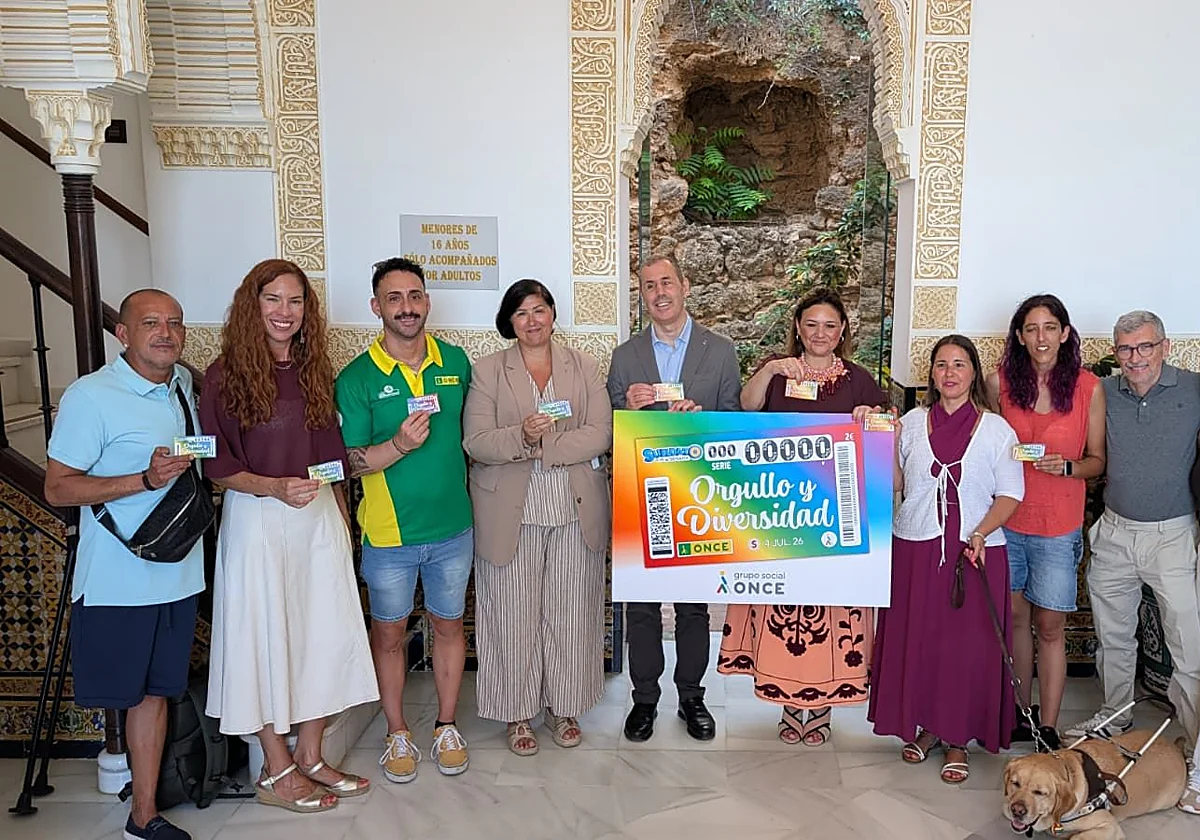 La ONCE se suma al Orgullo de Torremolinos