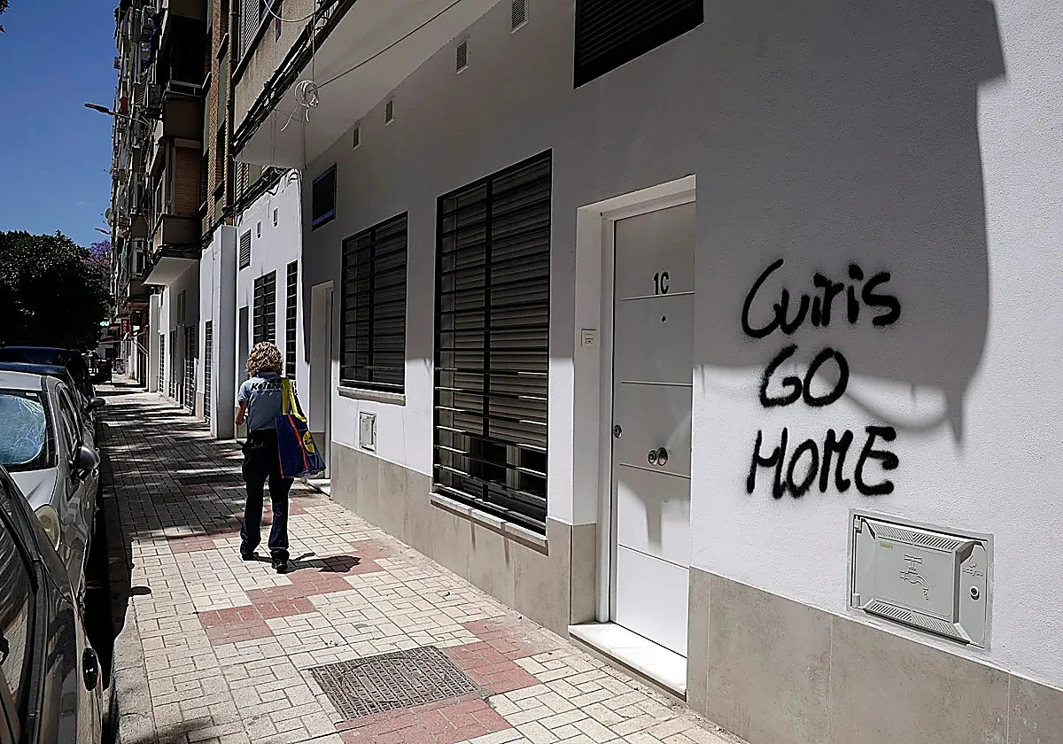 Malaga's ban on new tourist apartments and hotels will come into force in ten days and last for three years