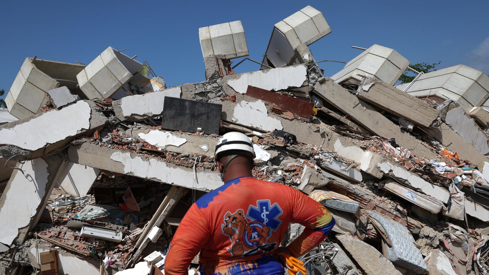 Los venezolanos denuncian labores de rescate "selectivas" tras una semana de los sismos: “Primero los funcionarios”
