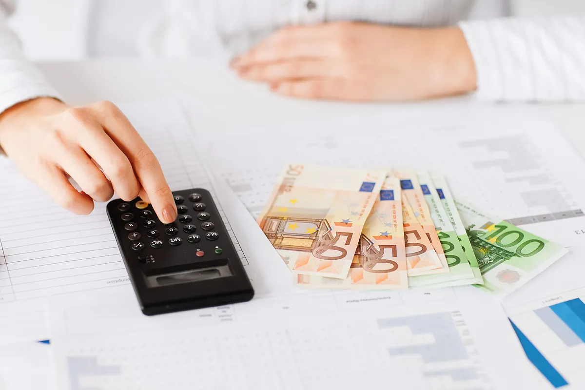 La base máxima de cotización sube hasta los 61.214 euros, un 38% más que la pensión