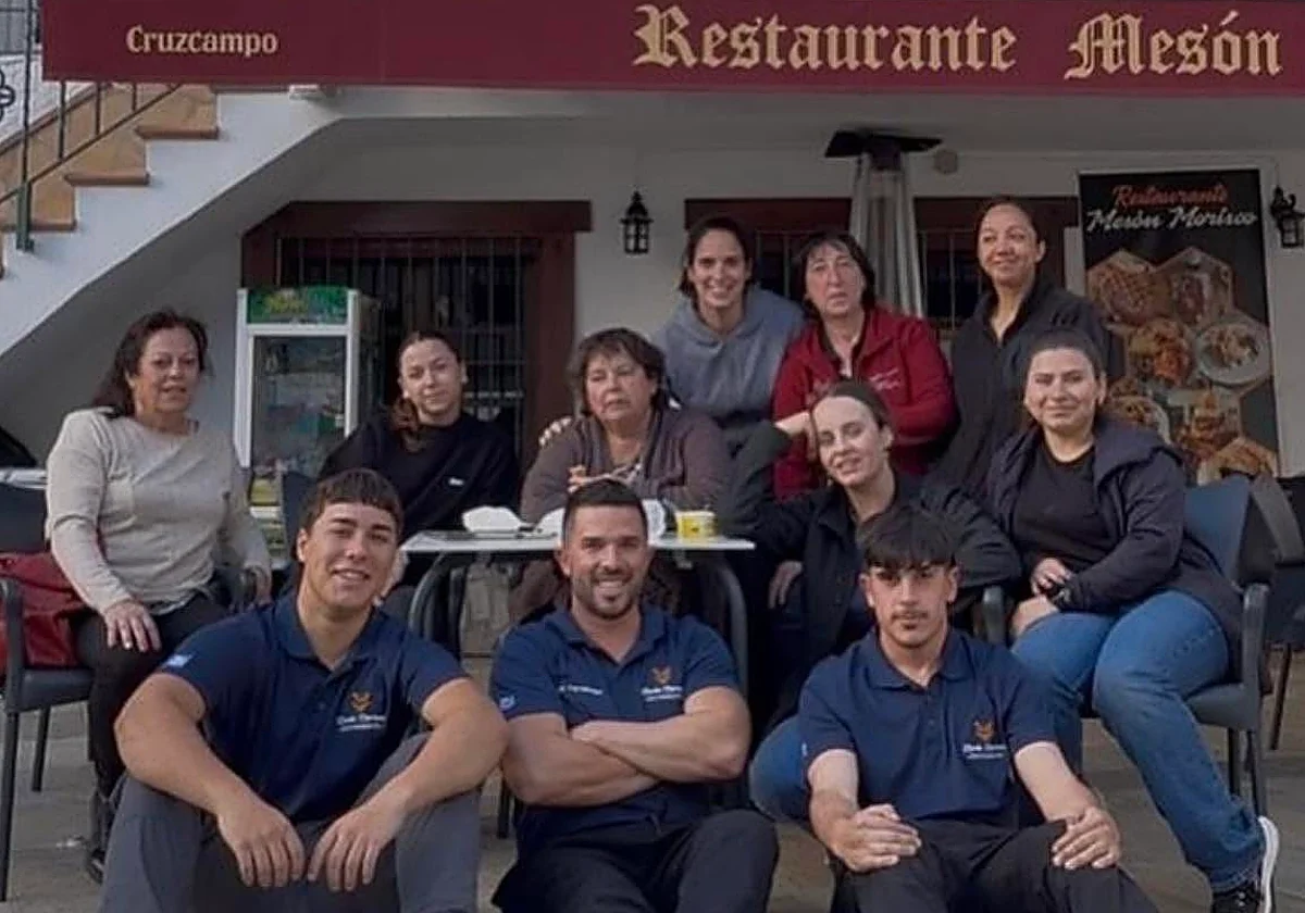El Mesón Morisco reabre tras la explosión de gas con ocho heridos leves en Sayalonga: «Volvemos más fuertes»