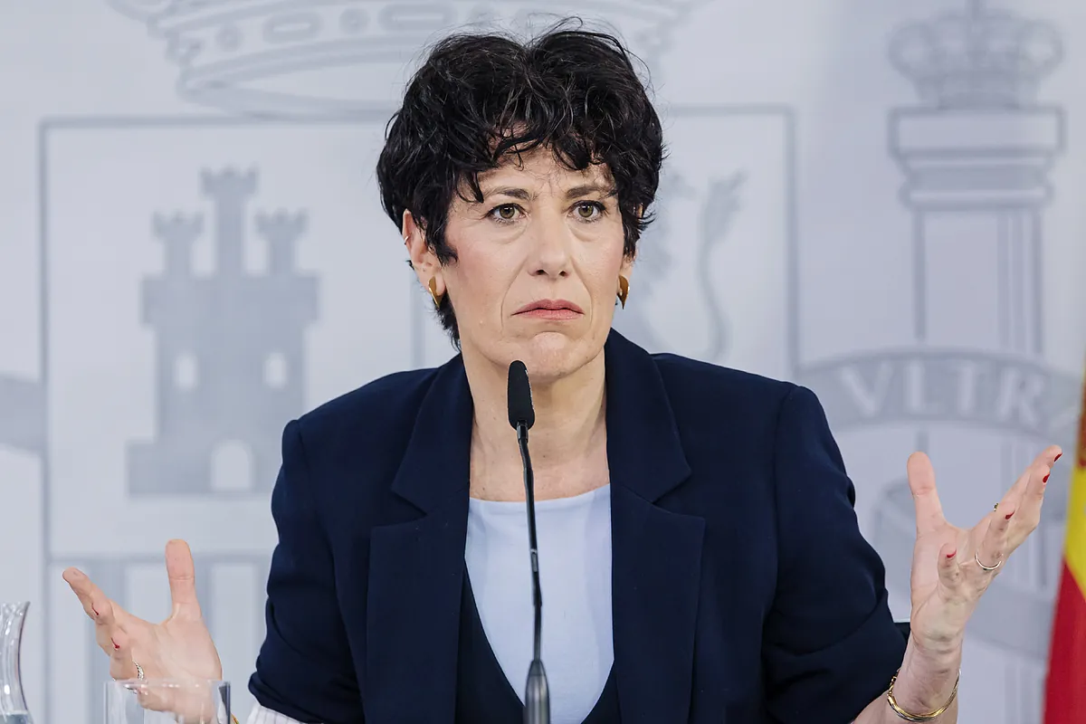Más de 1,17 millones de extranjeros se acogen a la regularización, el doble de lo previsto por el Gobierno