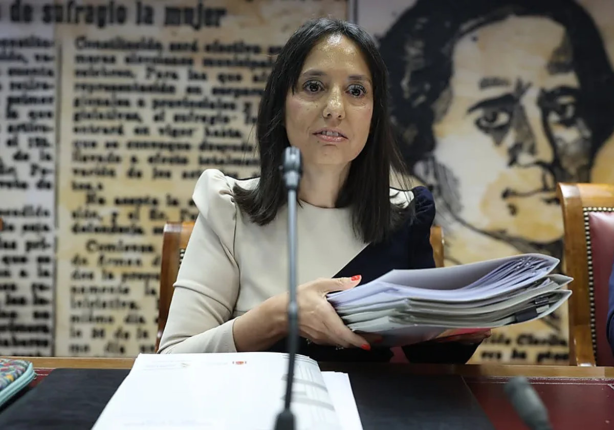 Pedraz imputa a la directora de la Guardia Civil por conspirar con la 'cloaca' del PSOE contra sus propios agentes