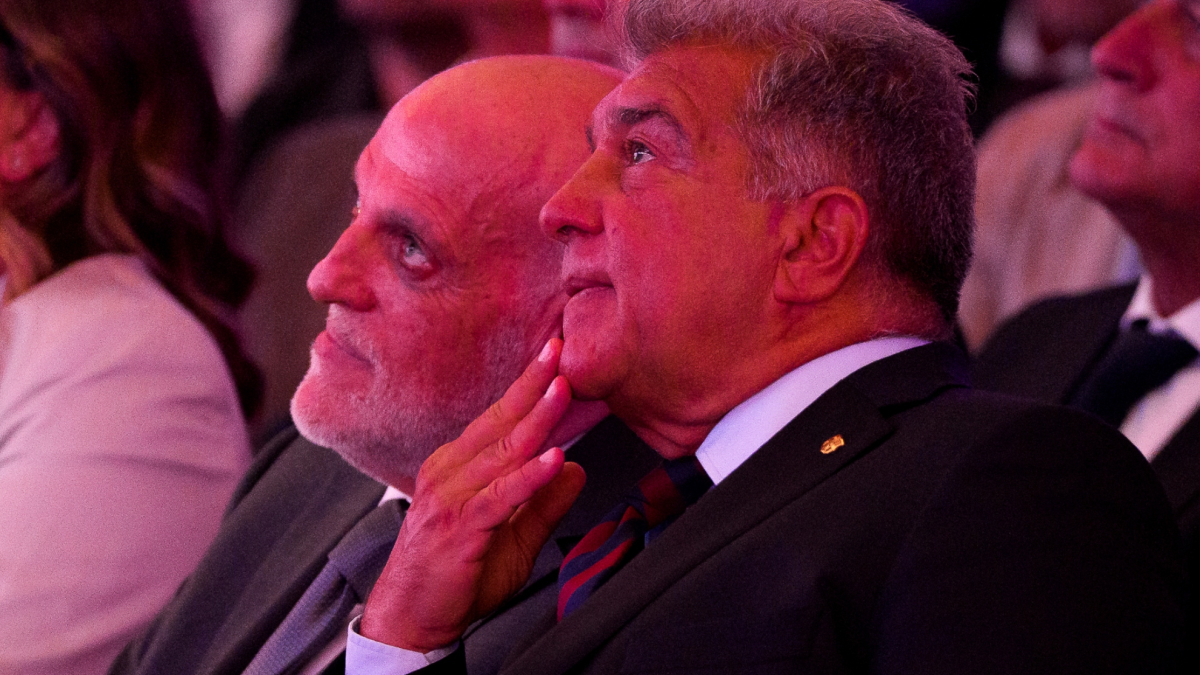 Tebas dice que su "buena relación" con el Barça y Laporta no influirá en las decisiones de LaLiga