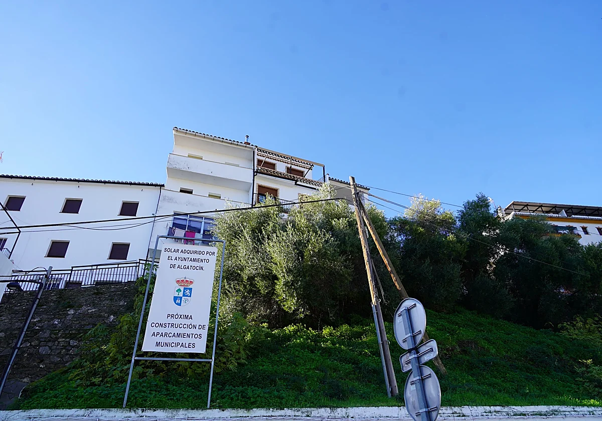 Algatocín invertirá un millón en una nueva zona de aparcamiento