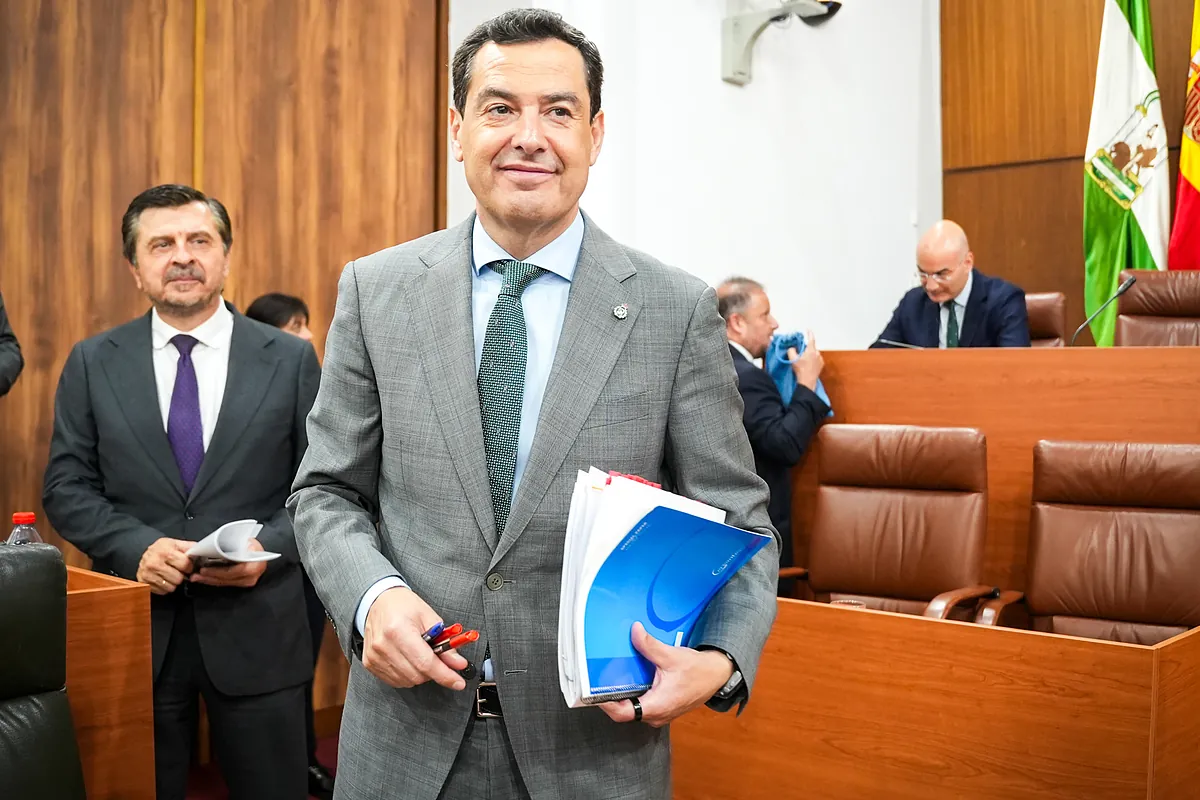 PP y Vox alcanzan un acuerdo en Andalucía para la investidura de Juanma Moreno