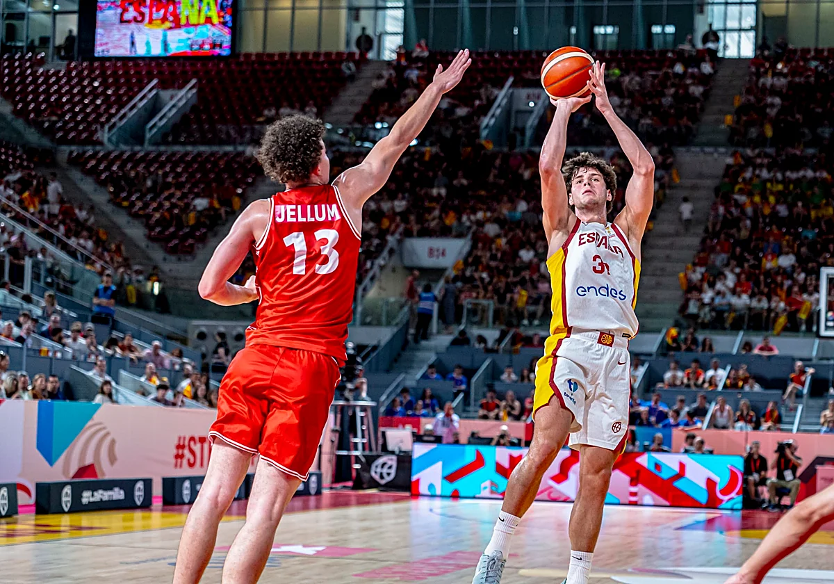 Mario Saint-Supéry deslumbra en el holgado triunfo de España ante Dinamarca