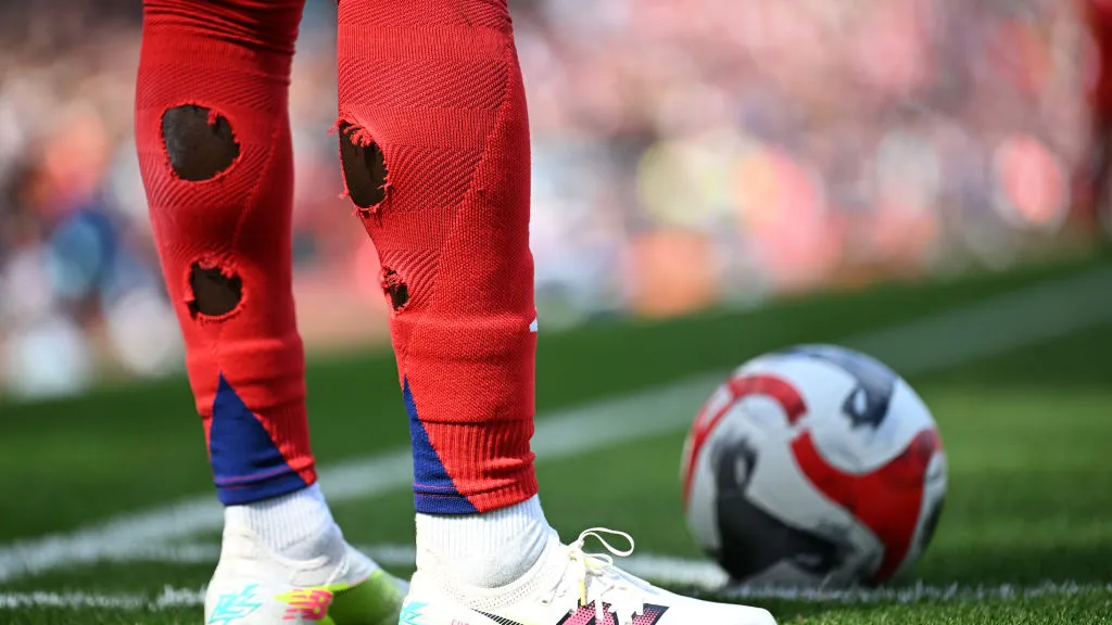 Por qué los futbolistas cortan sus calcetas en el Mundial 2026 (y qué dice la ciencia al respecto)