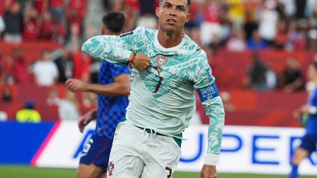Cristiano desactiva la bomba lanzada por su hermana<br>