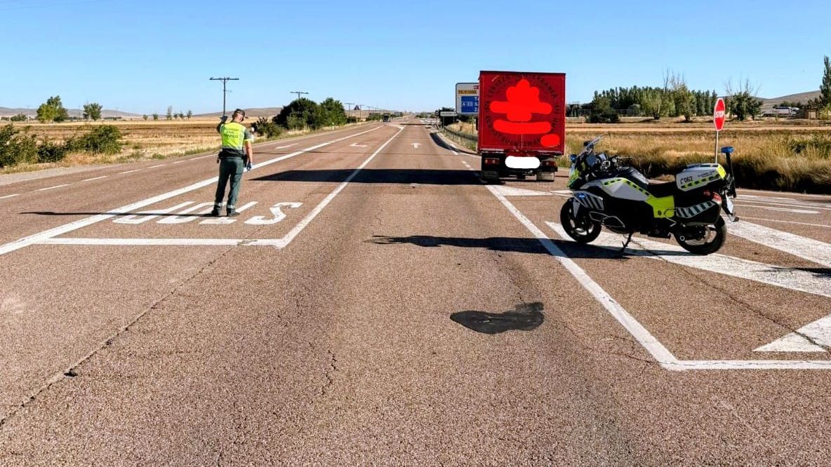 Muere un ciclista de 82 años atropellado por un camión en Torrelacárcel (Teruel)