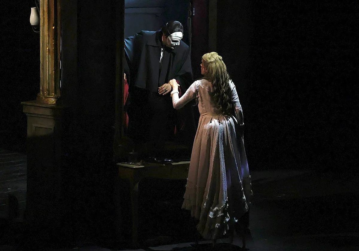 Lo que esperas (y lo que no) de 'El fantasma de la ópera' en Málaga