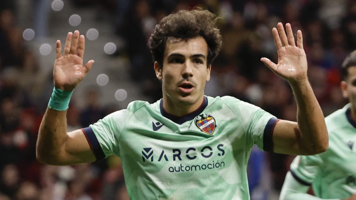 El Málaga pone sus ojos en Manu Sánchez