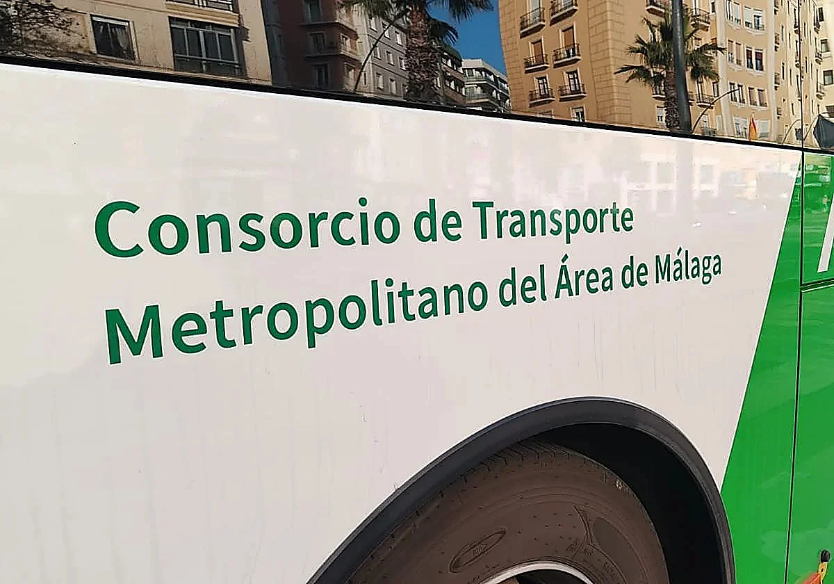 Malaga launches bus service to connect the interior of the province with beaches