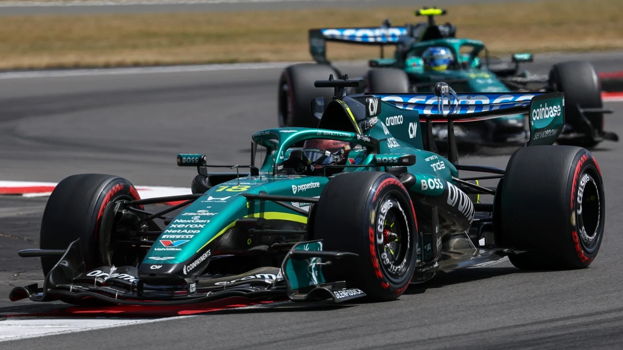 Stroll supera a Alonso por segunda vez en tres carreras mientras la desventaja con Cadillac sube a 1,6 segundos