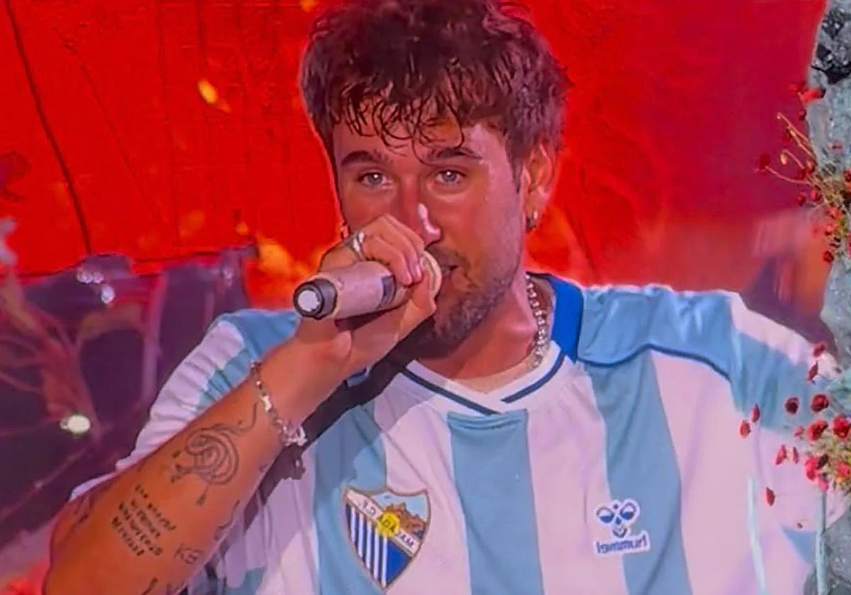 Dani Fernández celebra el ascenso del Málaga: «Mucha gente se alegra de que estéis otra vez arriba»