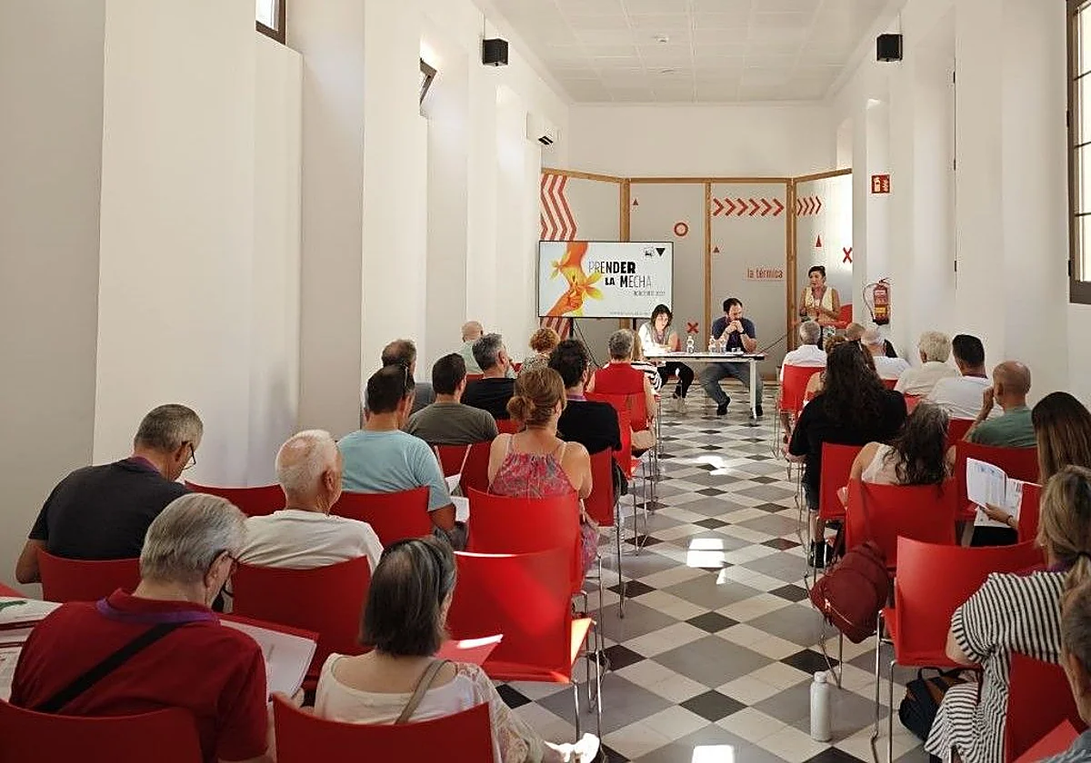 IU Málaga mira hacia las municipales: «Hay que canalizar la rabia para organizar una alternativa»