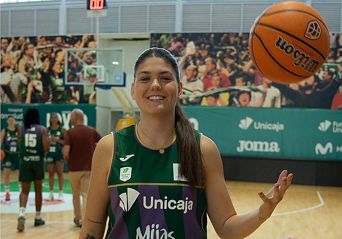 Elena Moreno deja el Unicaja después de una década