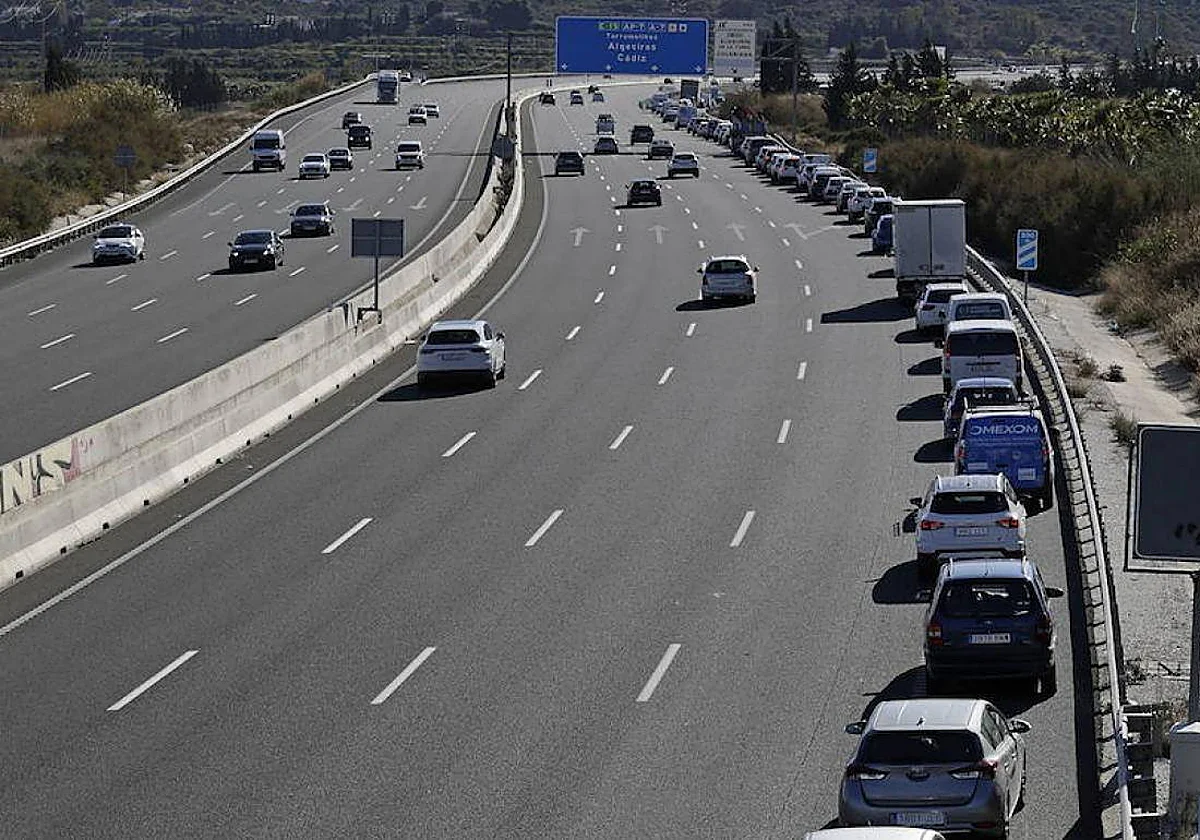 La DGT pondrá cámaras y lectores de matrícula en la hiperronda por la presión del tráfico