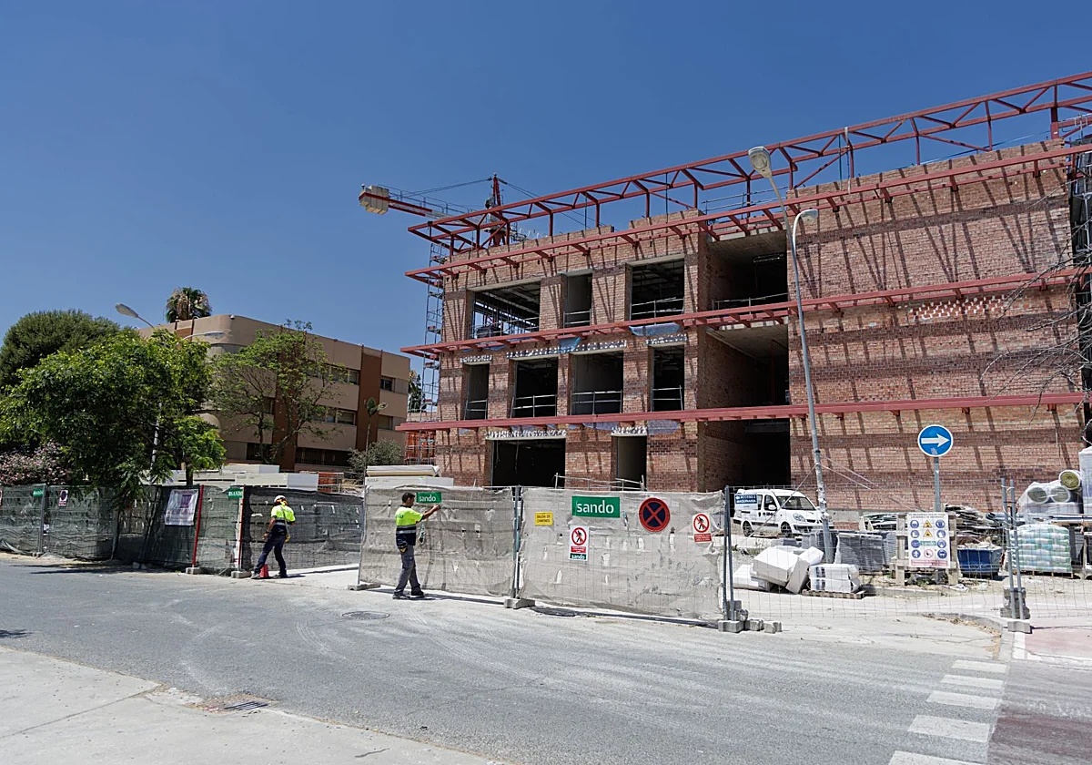 El coste de las obras de la Facultad de Filosofía y Letras se incrementa en cuatro millones de euros