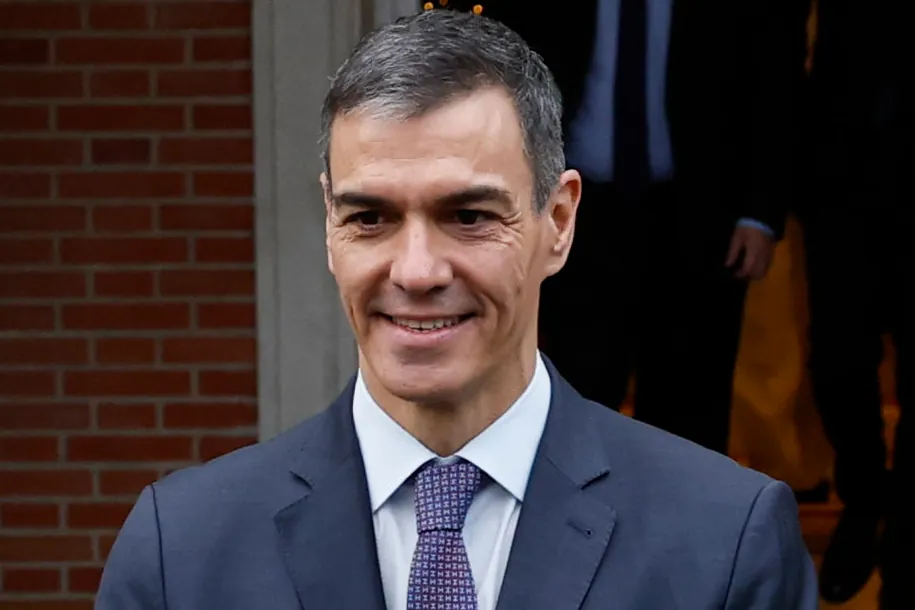 Mucho autoengaño y ninguna autocrítica en el PSOE y el Gobierno