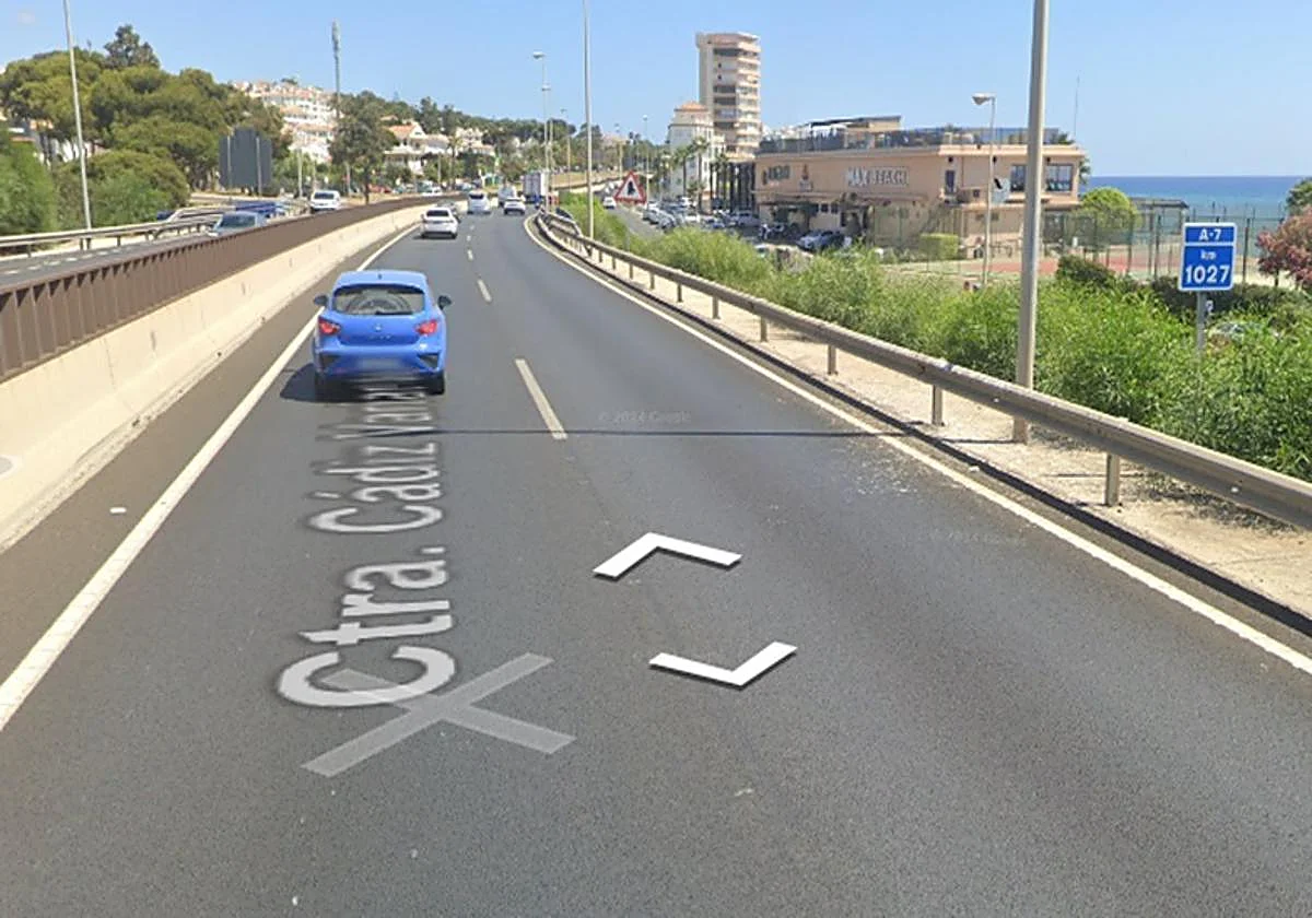 Muere una mujer atropellada por un camión en la A-7 a su paso por Mijas
