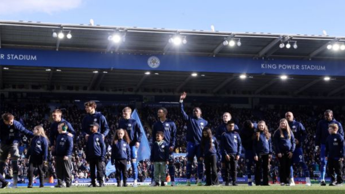 Leicester, la ‘cenicienta’ de la Premier League que pasó del cielo deportivo al infierno económico