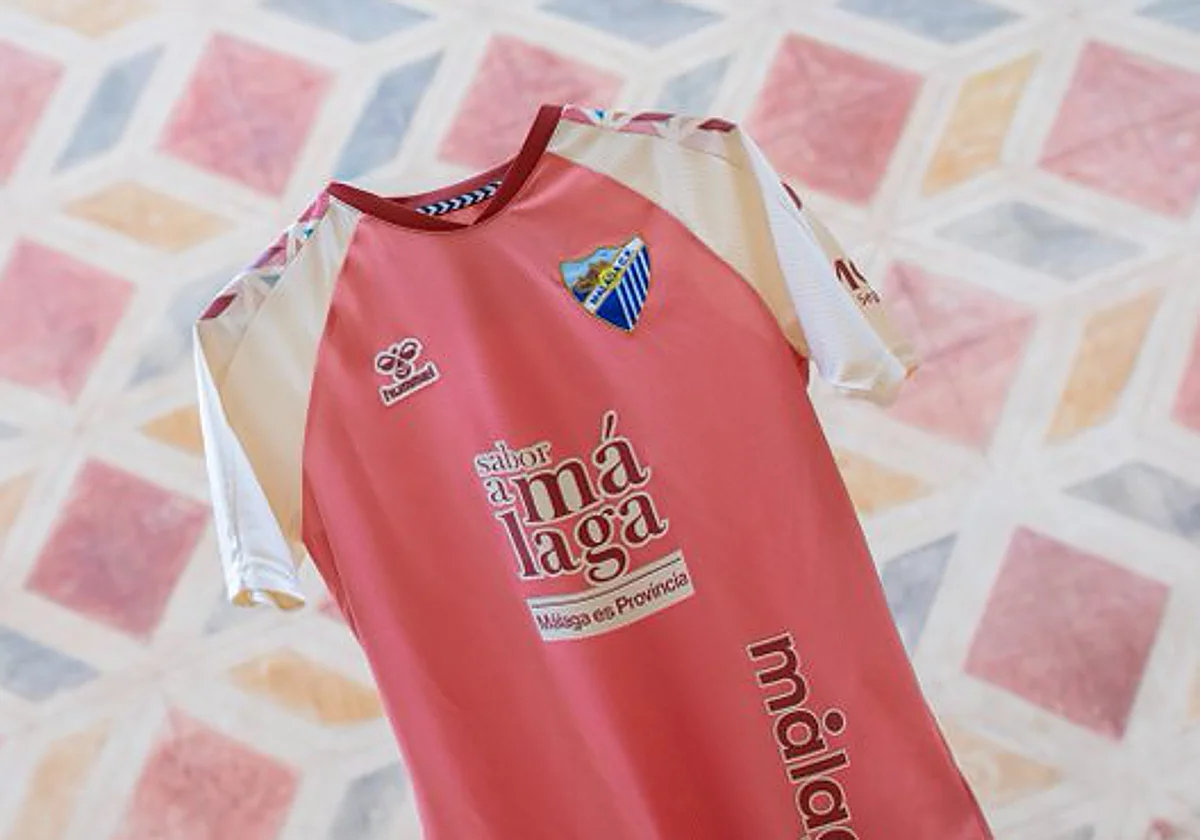 La segunda equipación del Málaga, un homenaje a la ciudad