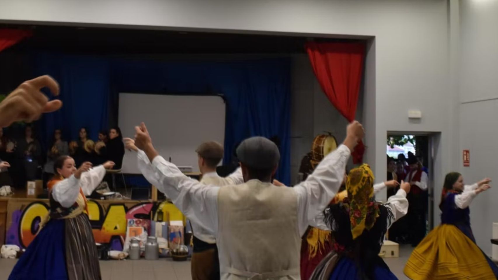 Muere un integrante de Cantigas e Agarimos durante una actuación en Agolada (Pontevedra)