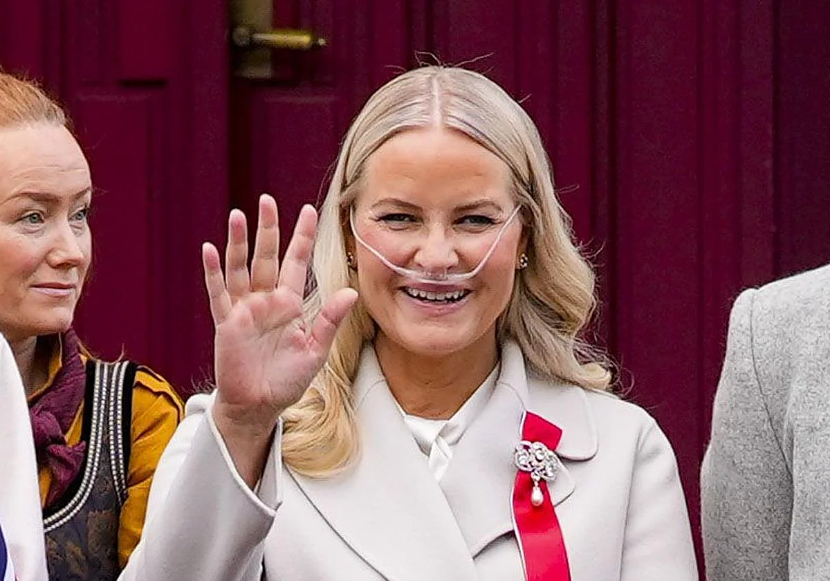 Mette-Marit reaparece después de su trasplante de pulmón
