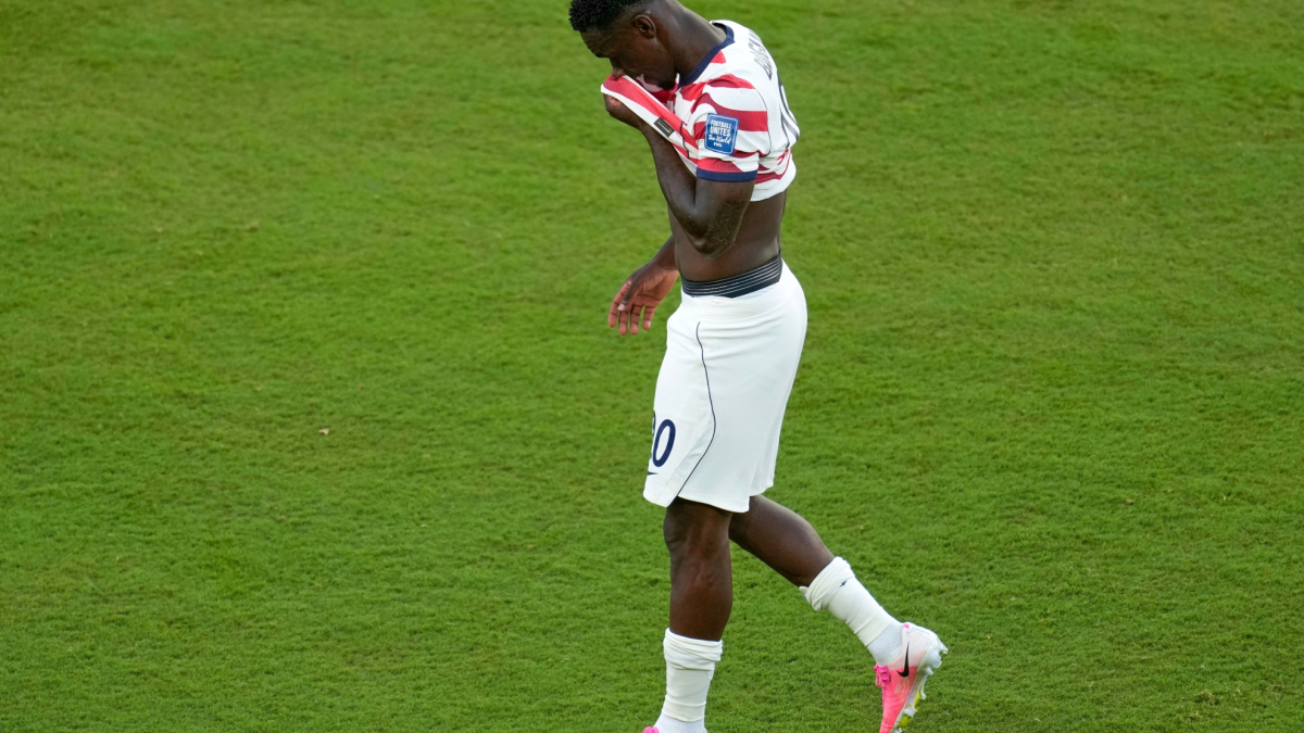 FIFA 'explica' por qué le quitó la sanción a Balogun