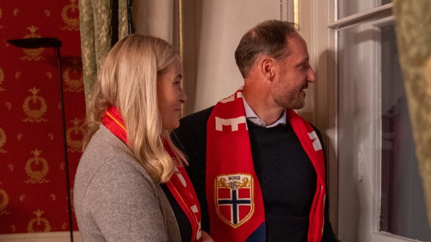 Mette-Marit, de vuelta al hospital: la salida junto a Haakon sólo fue un breve respiro en su recuperación