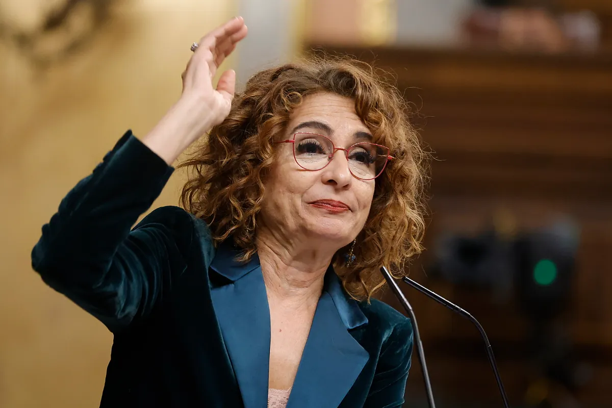 Guía de todos los impuestos que llegan en 2026: cómo afectan a trabajadores y empresas