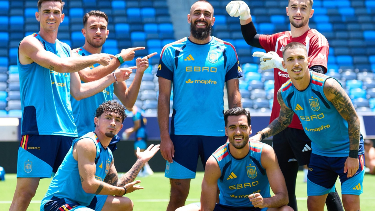 El Celta celebra el debut mundialista de Borja Iglesias