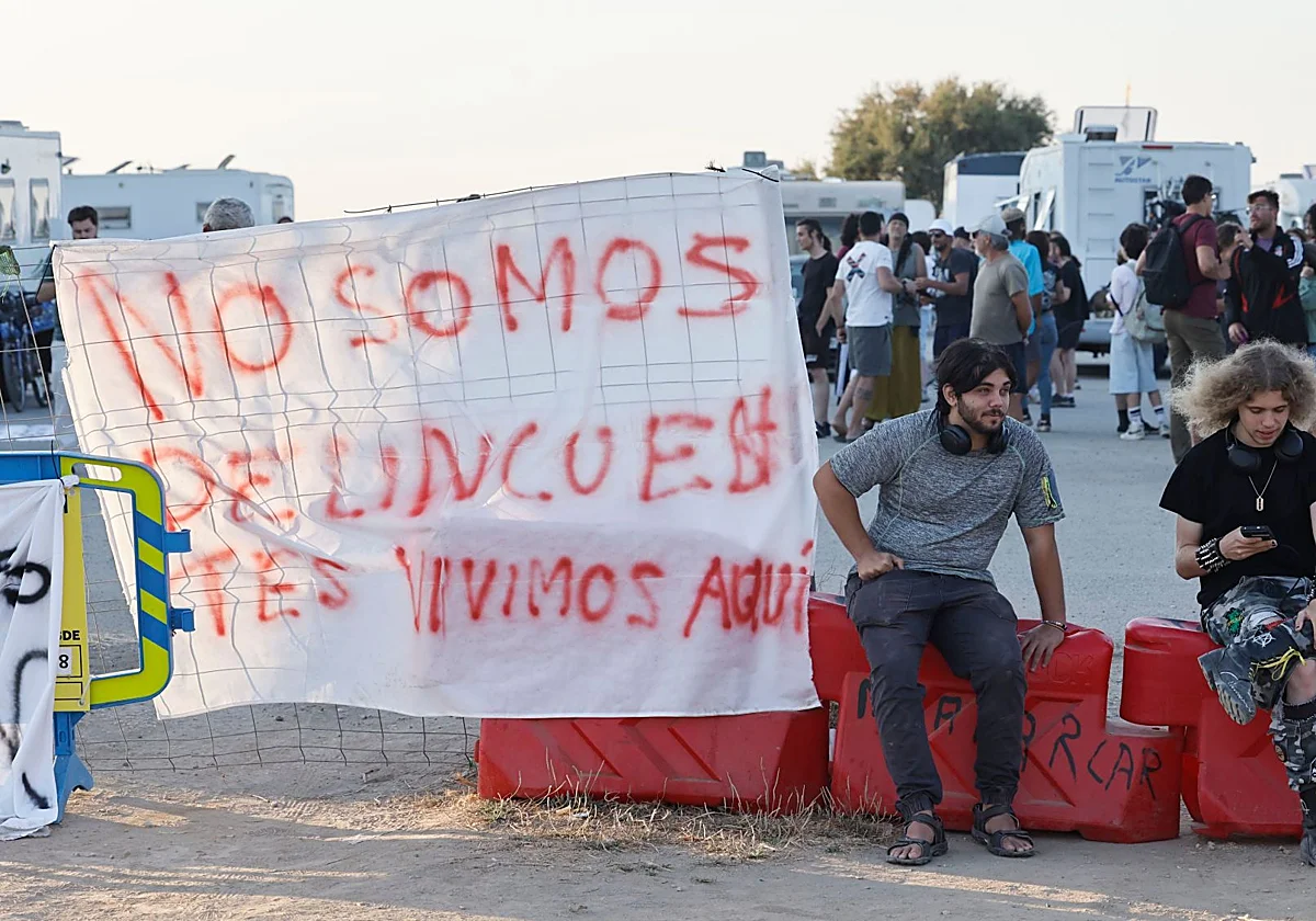 Unas 70 autocaravanas permanecen en Sacaba a pesar del desalojo previsto
