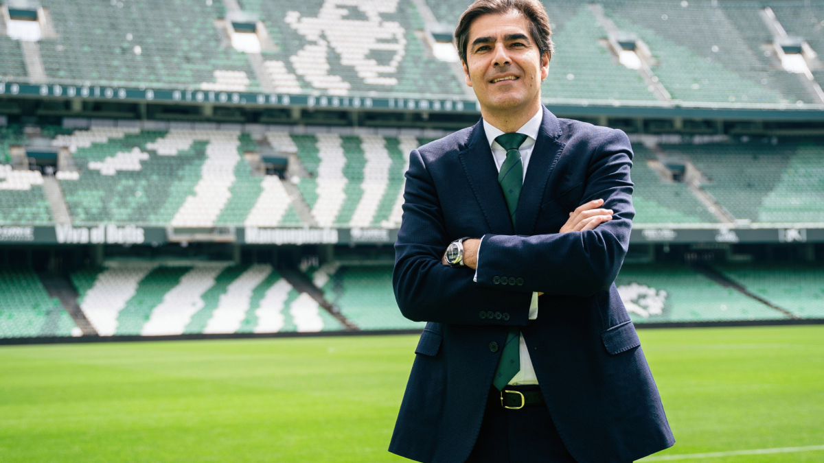 "Con las circunstancias actuales, Dani Ceballos no es una realidad para el Betis"