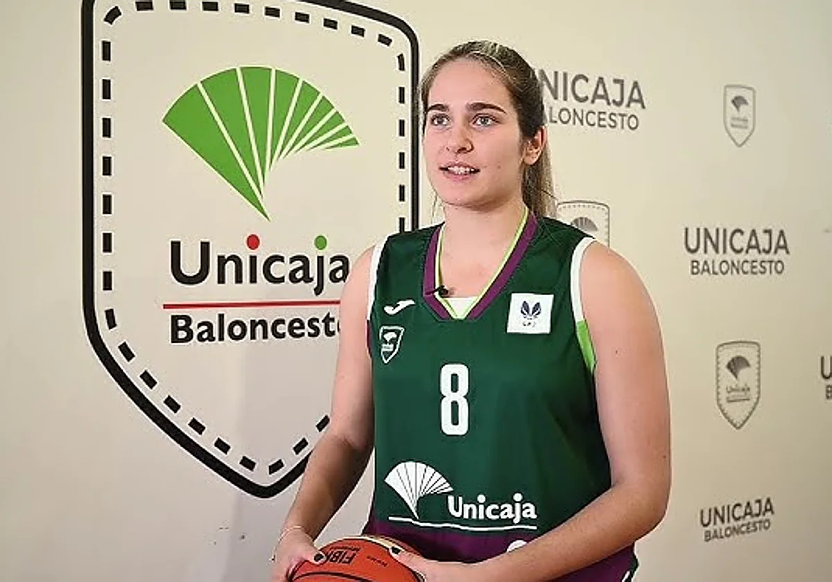 El Unicaja Mijas recupera a Sofía Arcos y renueva a Sofía Galerón