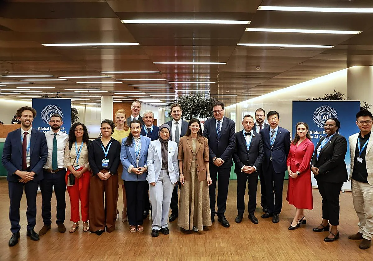 España impulsa una alianza con 20 países para proteger a los menores ante la IA