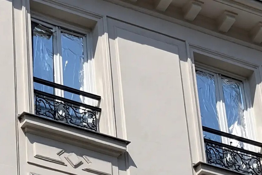 Francia se asfixia a 40 °C y sin persianas: su solución a la desesperada es forrar las ventanas con papel de aluminio