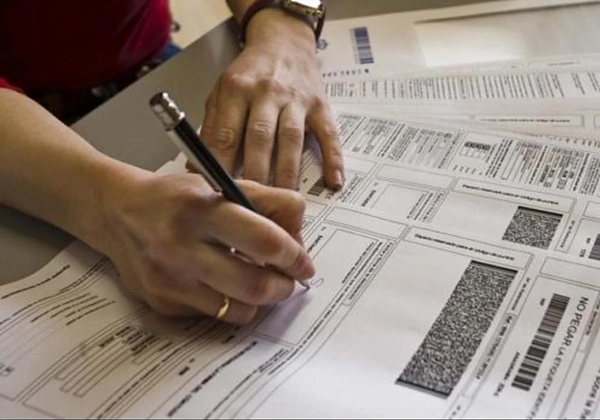 El Gobierno suprime la obligación de presentar la declaración del IRPF a los desempleados