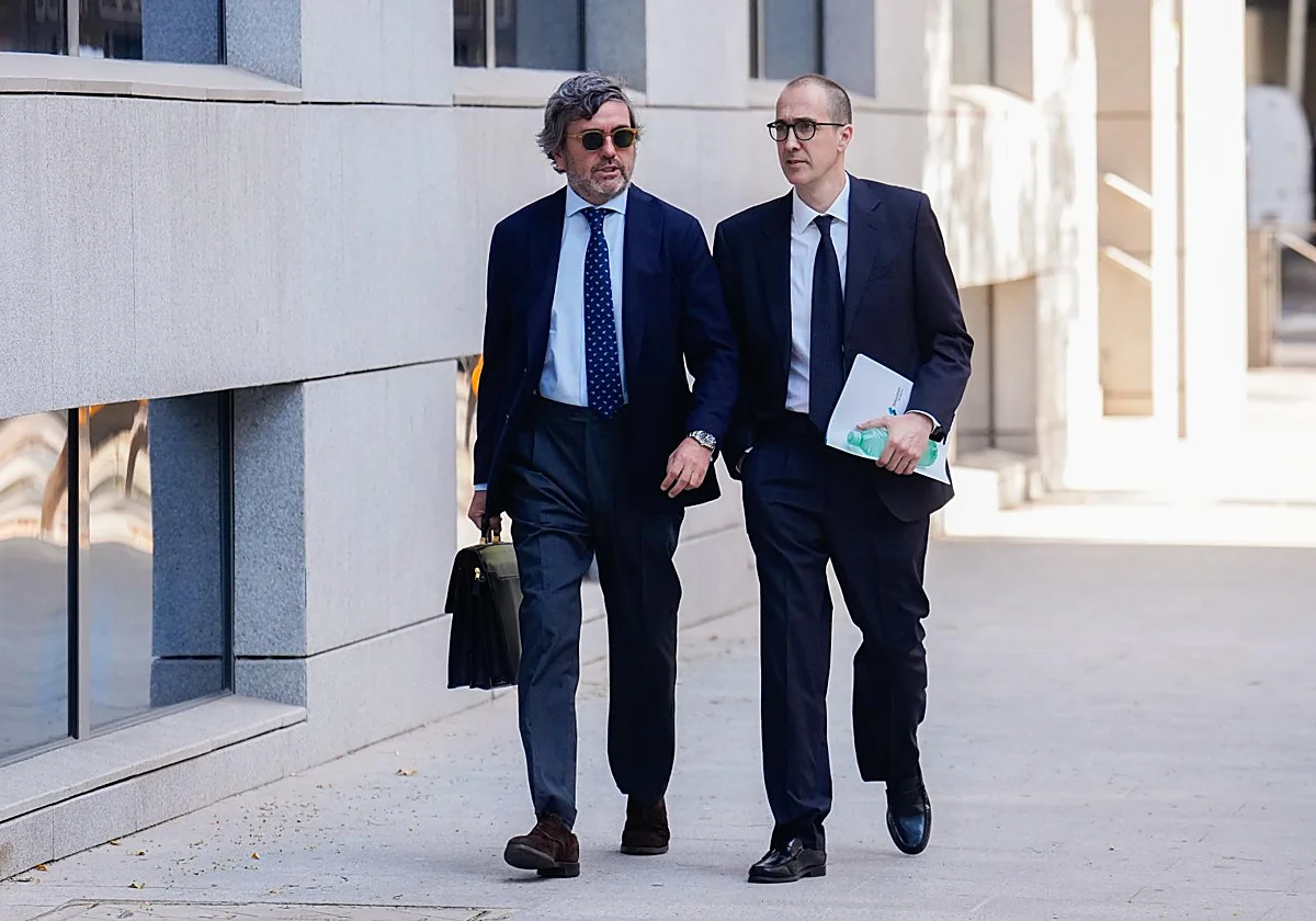 Un empresario confirma que se reunió con Leire Díez en el «piso franco» para sacar «mierda» de la juez del hermano de Sánchez