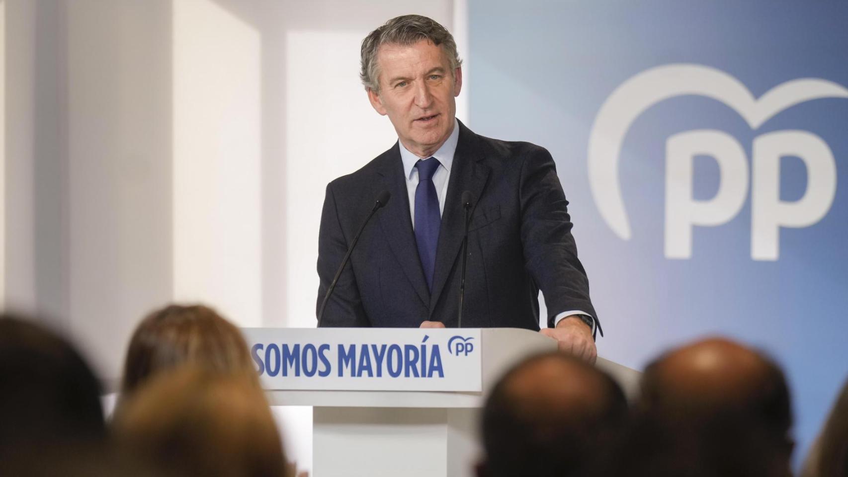 Feijóo remite a la juez todos los whatsapps de Mazón del día de la dana y pide declarar como testigo vía telemática