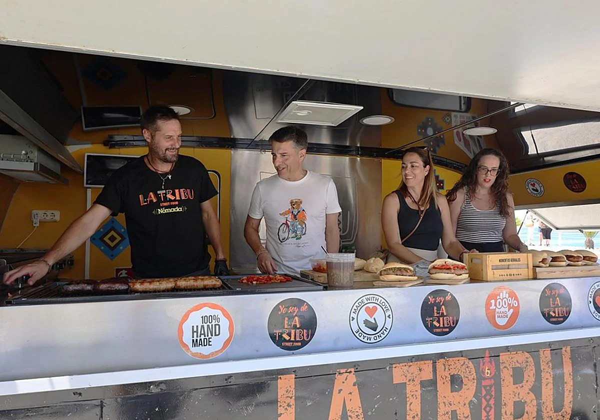 Cocina sobre ruedas, música y zona infantil en el FoodTruck Experience de Torrox
