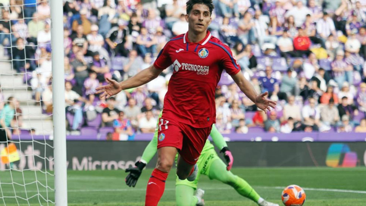 Terrats se desvincula del Villarreal y firma por el Getafe