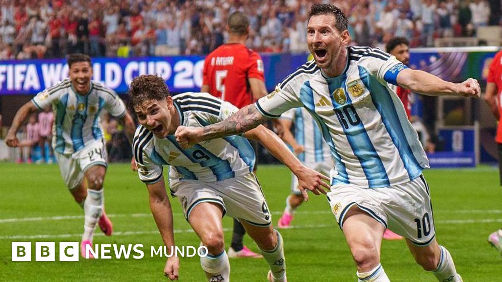 ¿Están recibiendo Messi y Argentina un trato favorable en el Mundial?