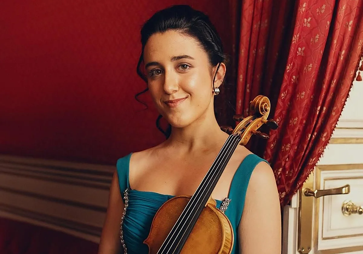 El mejor expediente del Conservatorio: una violinista curtida en orquestas con solo 23 años