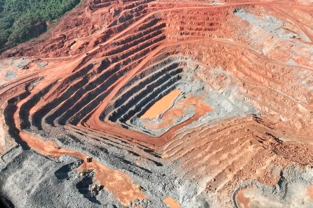Las empresas chinas aprovechan las restricciones a la exportación de tierras raras para desplazar a sus rivales extranjeros