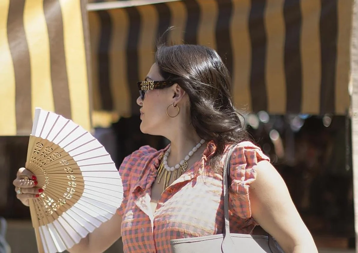 El terral da sus últimos coletazos en Málaga, aunque siguen las altas temperaturas