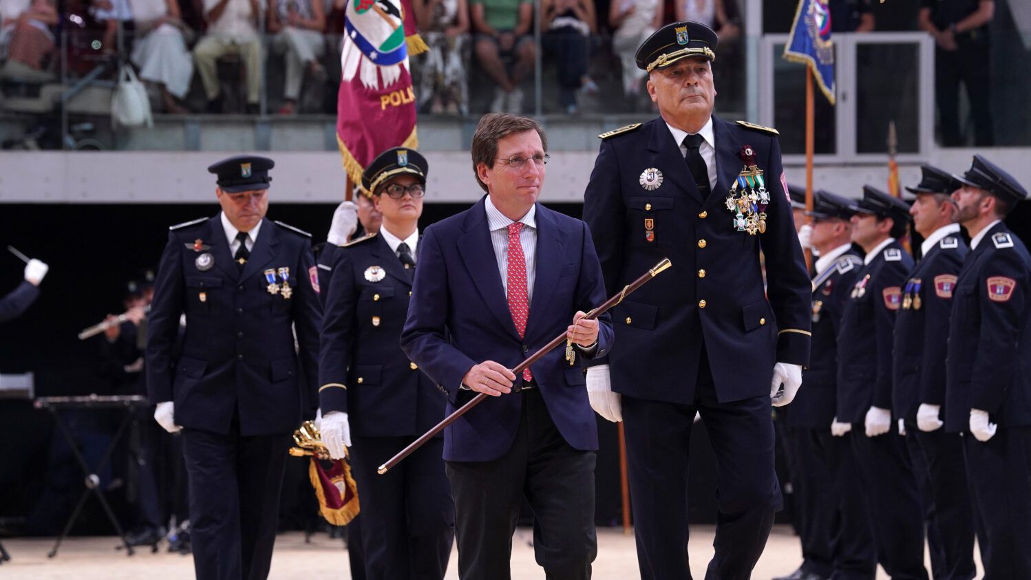 La apuesta de Almeida por la Policía Municipal: mejoras salariales, 700 agentes extra, nueva flota de vehículos...